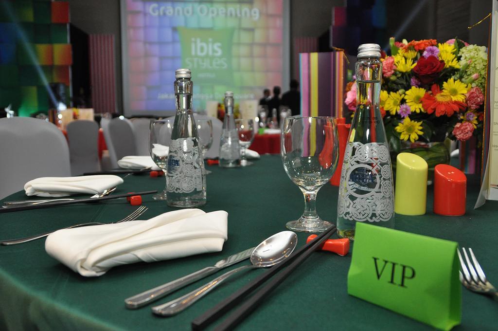 Ibis Styles Mangga Dua Square Hotel 3*