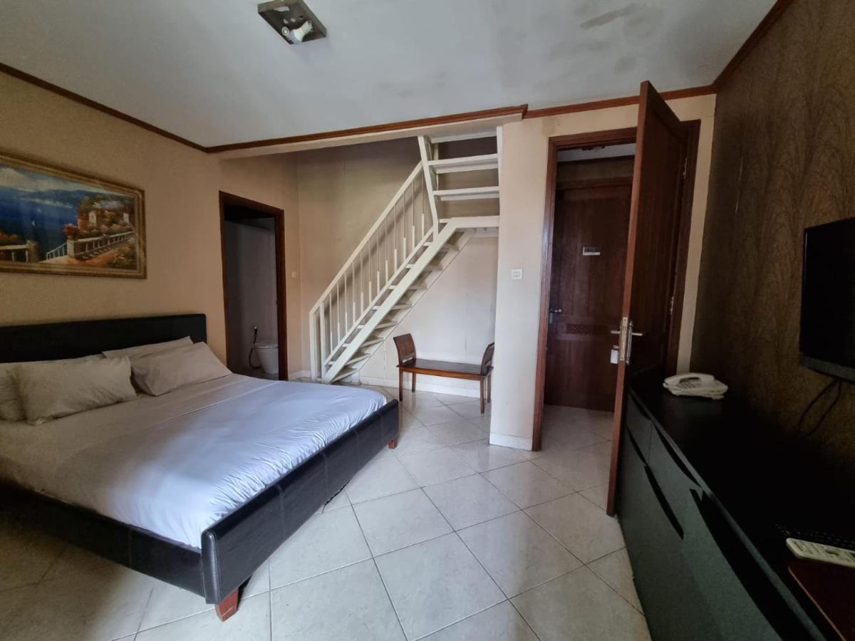 Guest house Keraton *