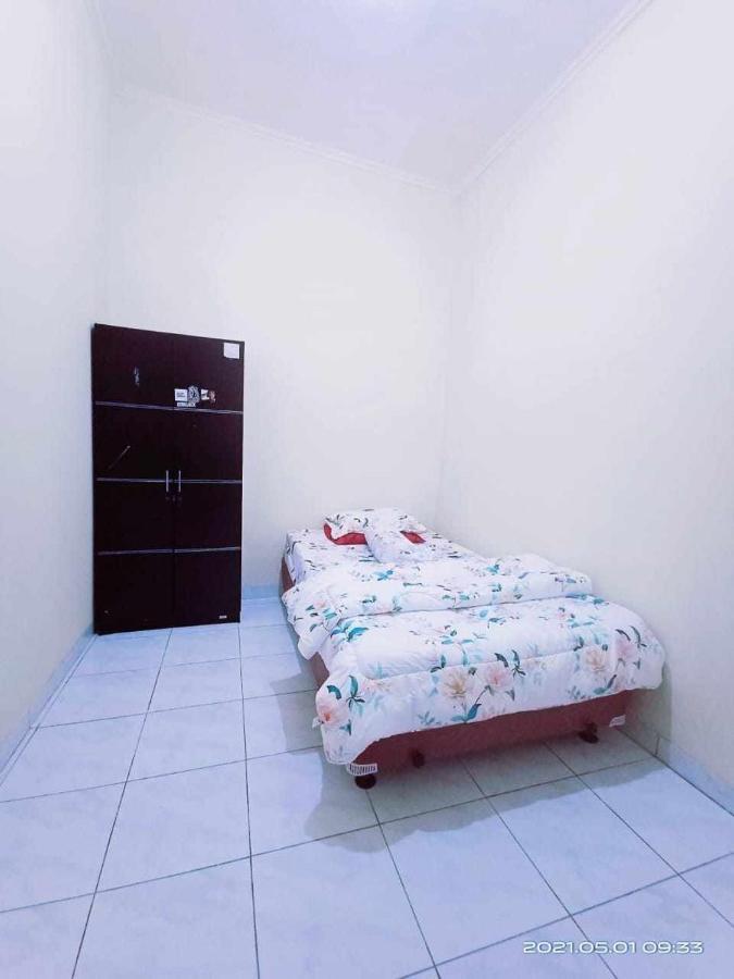 Kost Griya Asri By Ecommerceloka Guest house Jakarta
