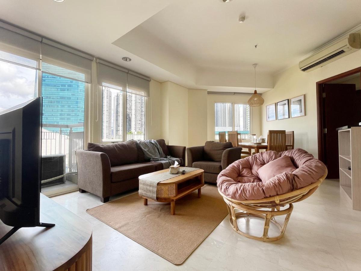 Apartment Cozy 2br Apt Right Next To Park Mall *