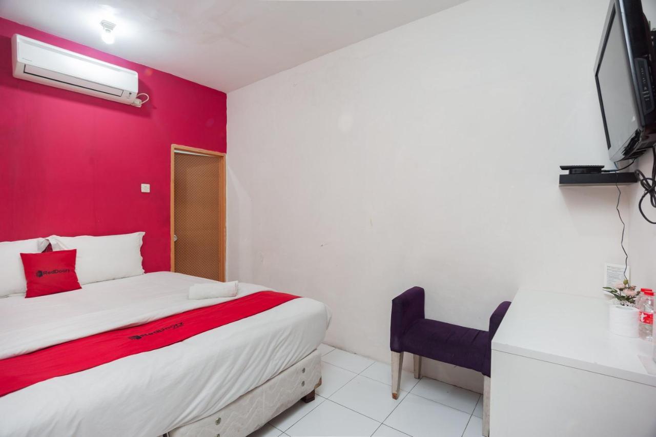 Reddoorz Near Mall Kelapa Gading Guest house