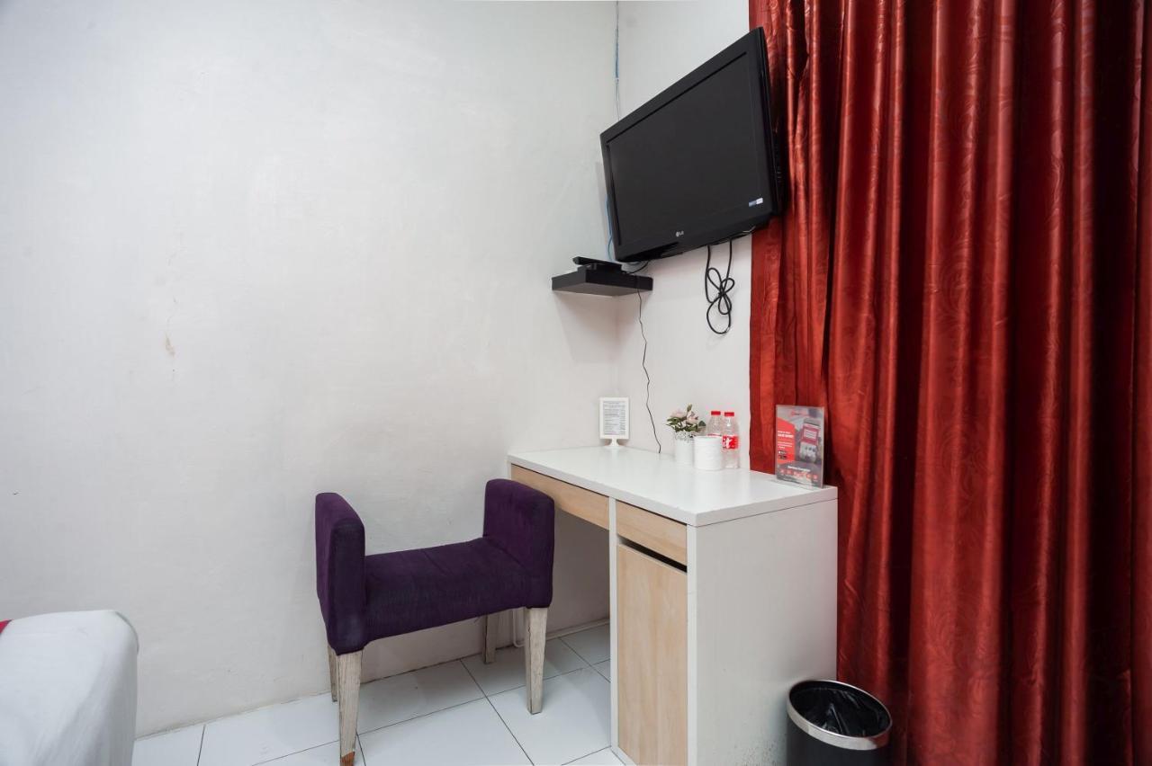 Guest house Reddoorz Near Mall Kelapa Gading 3*