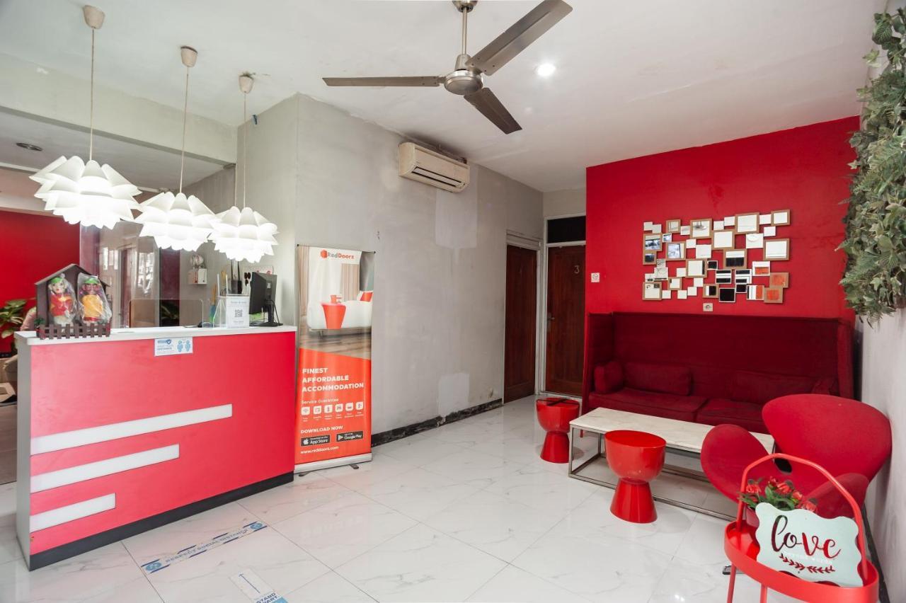Reddoorz Near Mall Kelapa Gading 3*