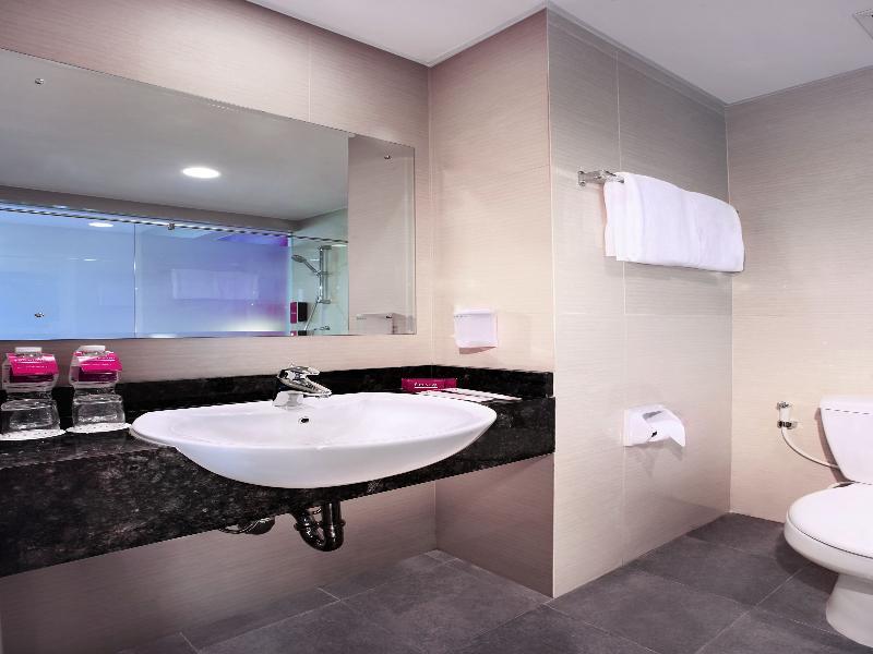 Hotel Favehotel Zainul Arifin Jakarta