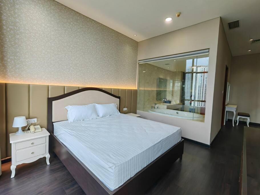Senopati Penthouse Luxury 2 Bedroom Full Furnished Scbd Area * Jakarta