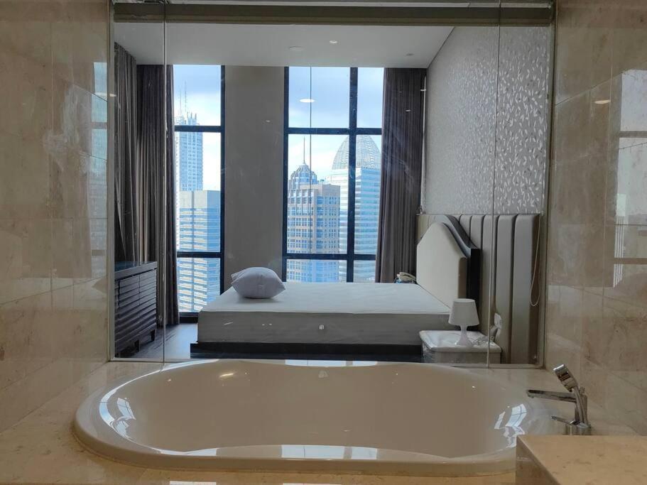 Senopati Penthouse Luxury 2 Bedroom Full Furnished Scbd Area