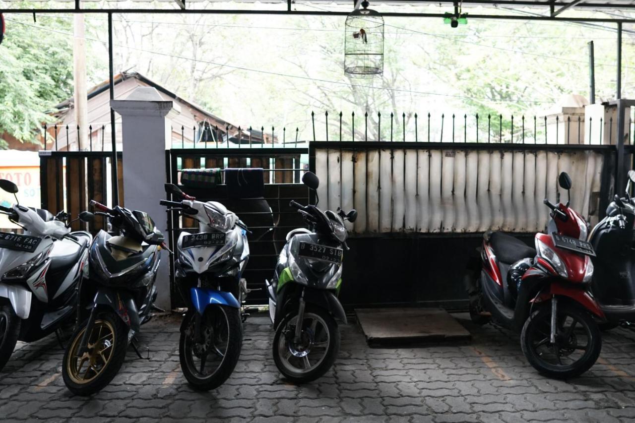 Hotel Cosmo Tanjung Duren Mitra Reddoorz