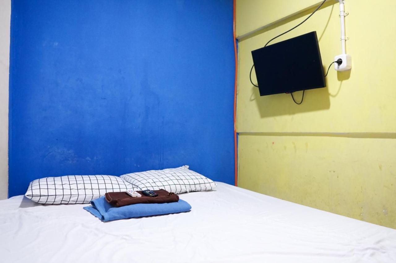 Cosmo Tanjung Duren Mitra Reddoorz