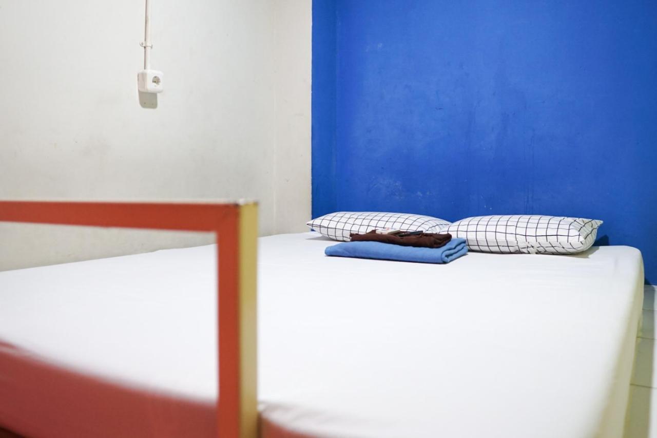 Hotel Cosmo Tanjung Duren Mitra Reddoorz