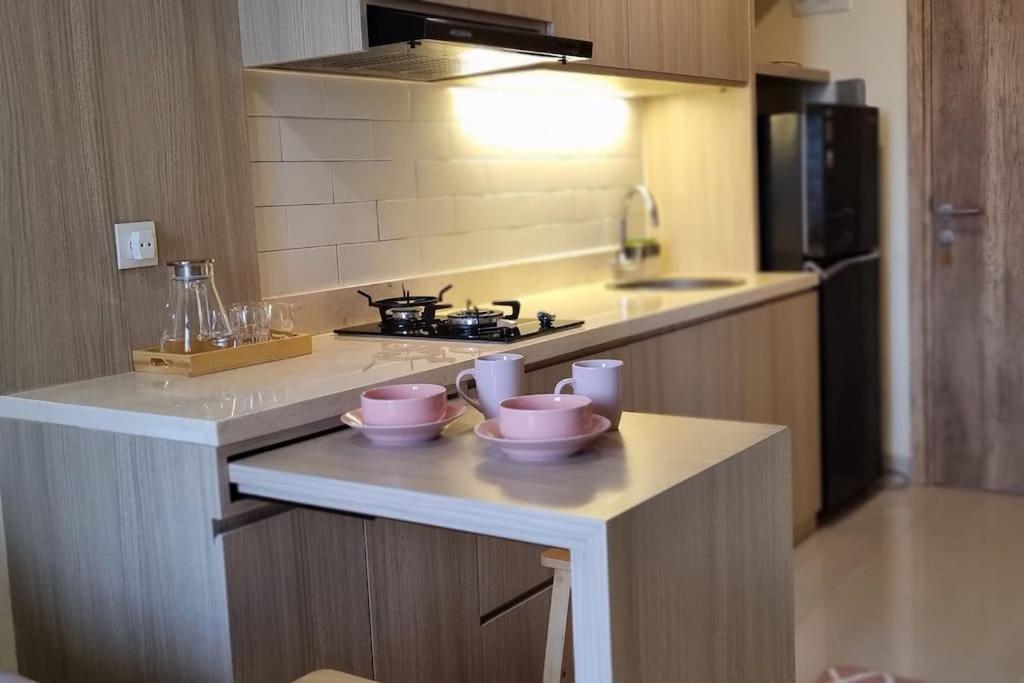 Pejaten Park 1br Latte W/ Netflix Apartment *