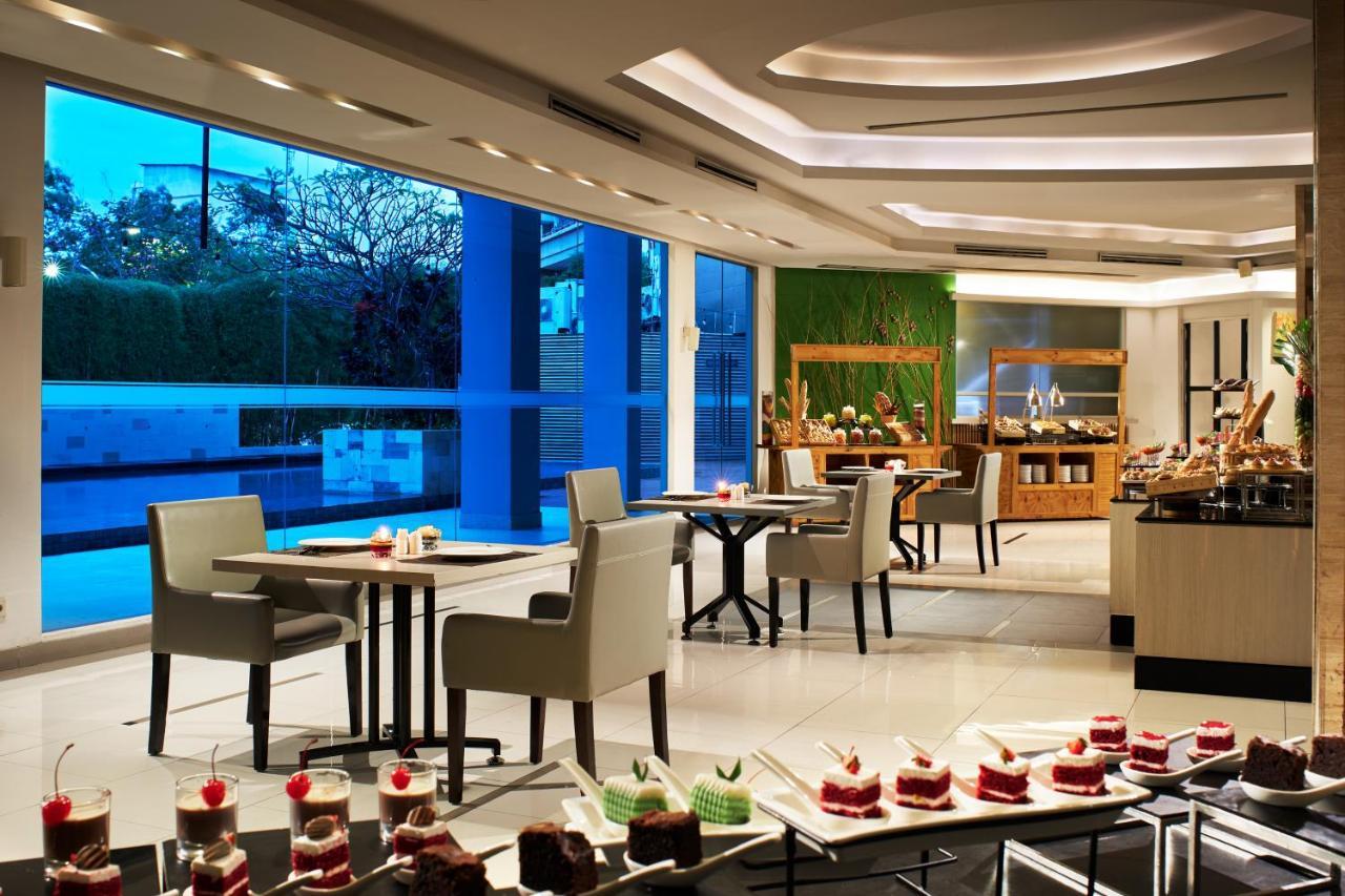Hotel El 4*
