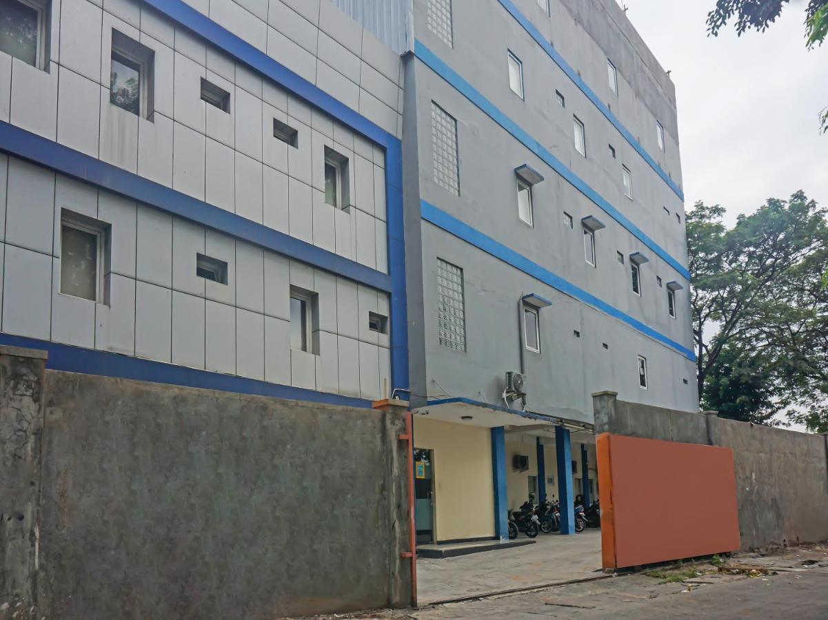 Oyo 92656 Jati Pulo Gadung 2* Jakarta