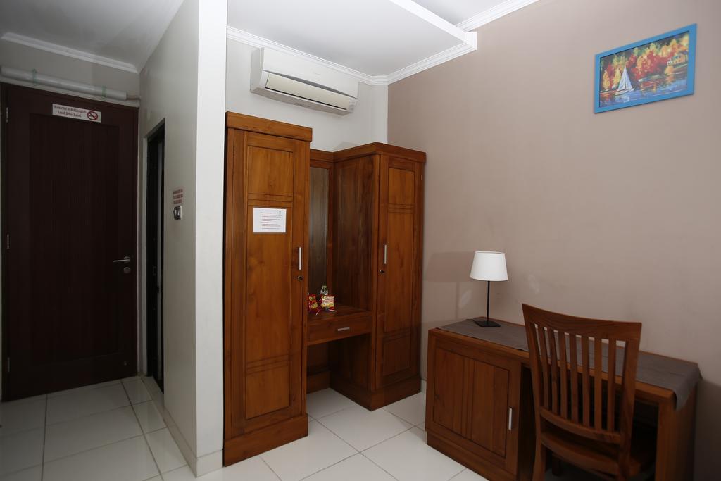 Reddoorz @ Tebet Khách sạn Jakarta