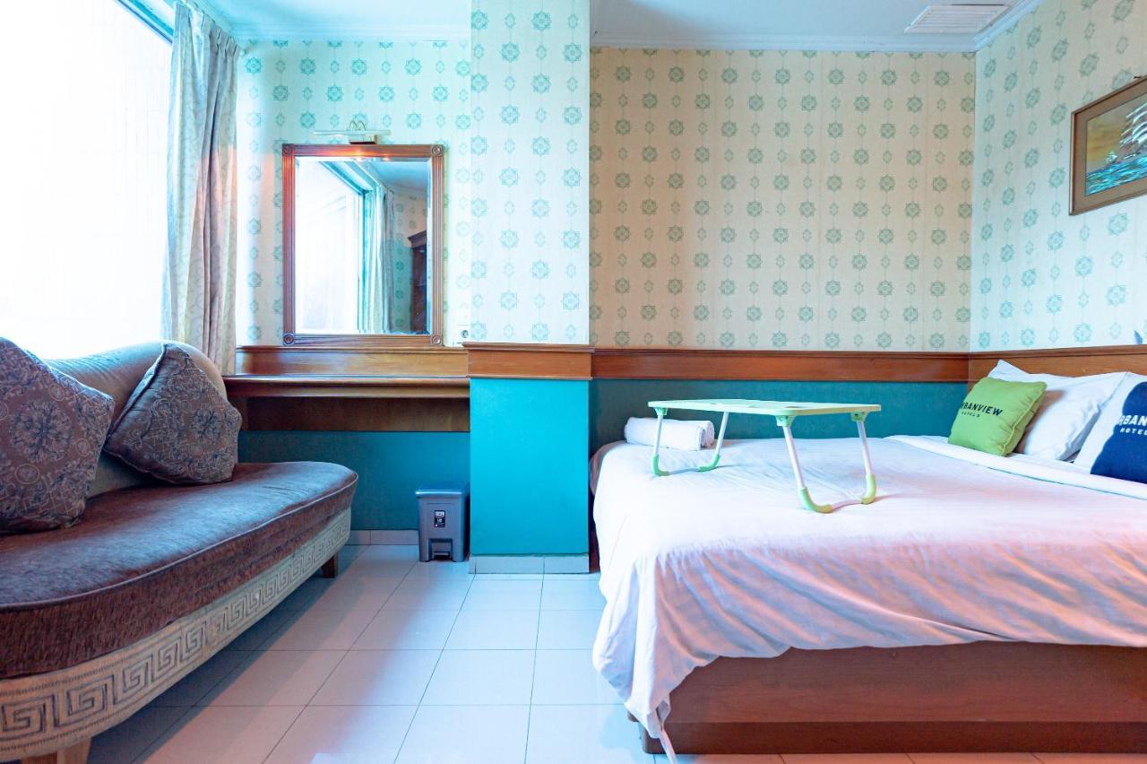 Hotel Urbanview P Asemka Jakarta
