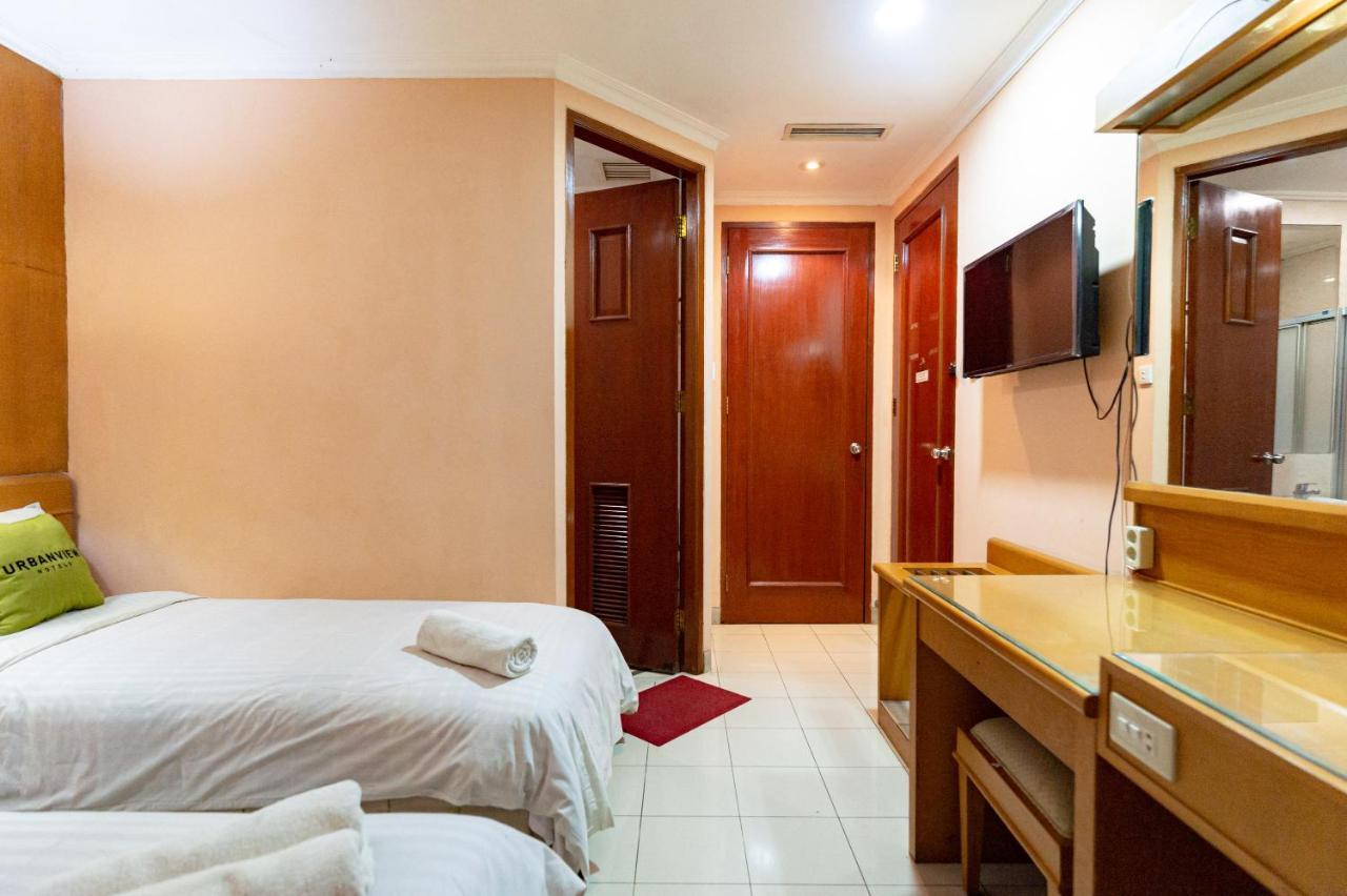 Urbanview P Asemka Hotel Jakarta