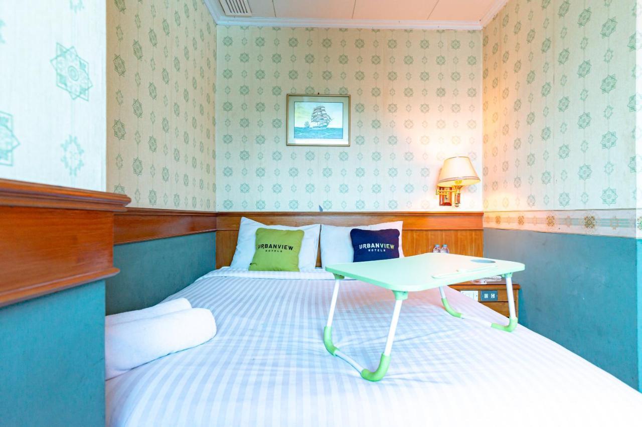 Hotel Urbanview P Asemka Jakarta