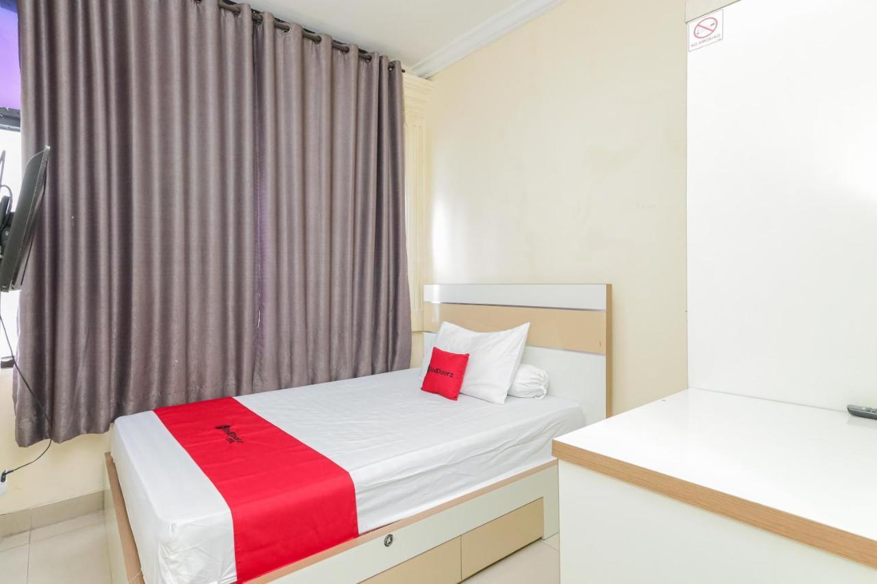 Reddoorz Syariah Near Stasiun Karet 2* Jakarta