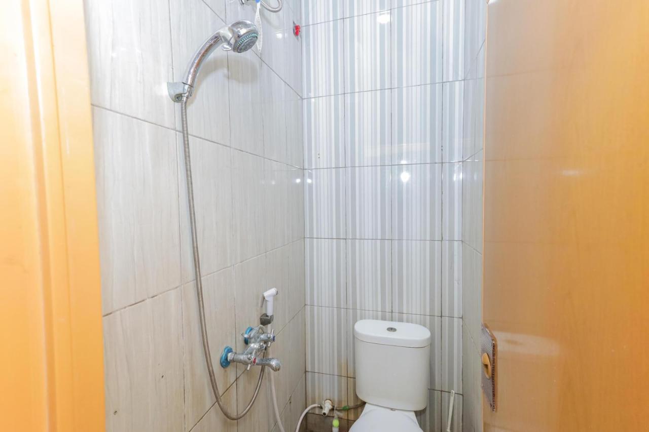 Hotel Reddoorz Syariah Near Stasiun Karet