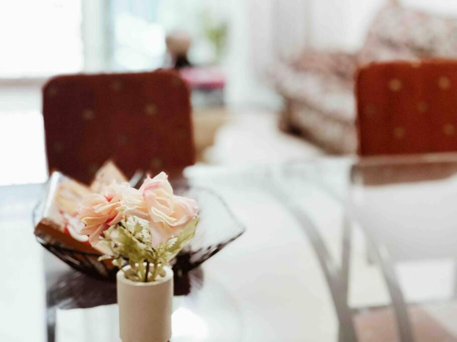 Urban Oasis Premium Staycation In Central * Jakarta