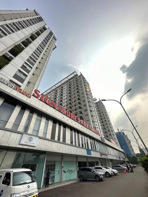 Signature Park Grande Serviced Condominium Lrt 2br