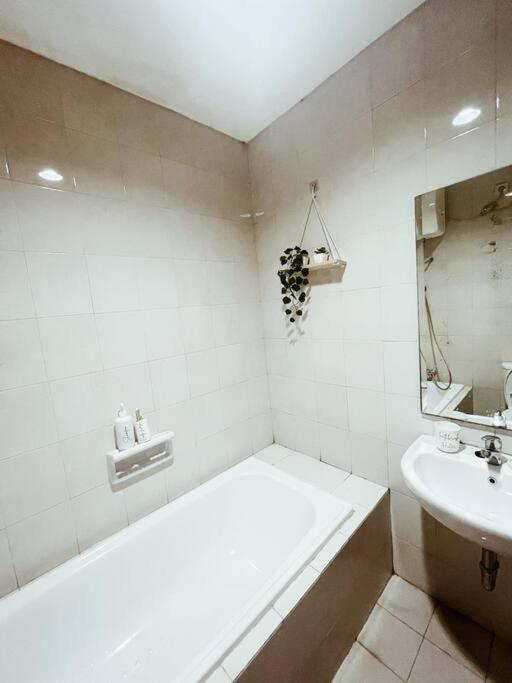 Appartement Urban Oasis Premium Staycation In Central Jakarta