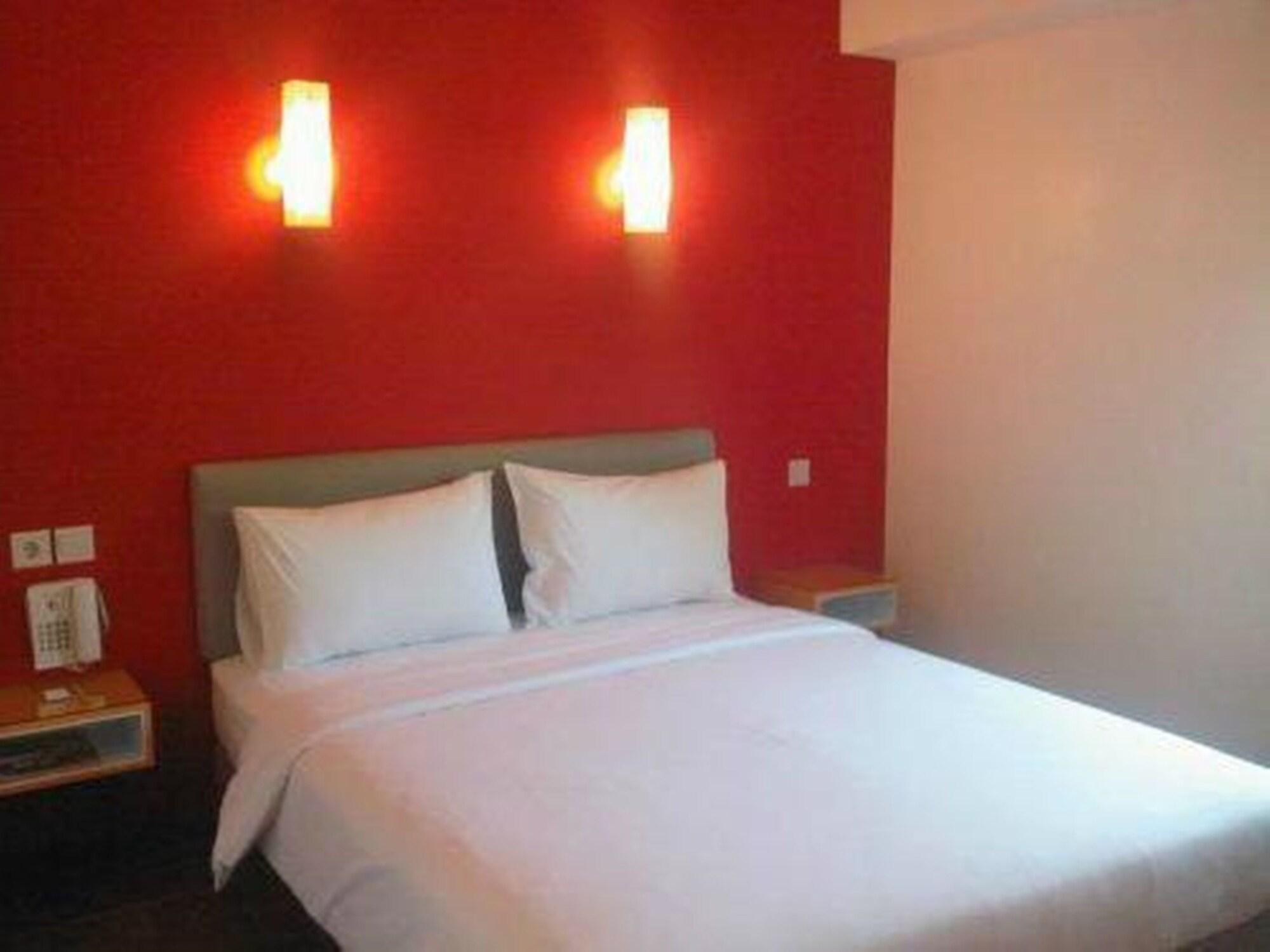 Amaris Thamrin City Hotel 2*