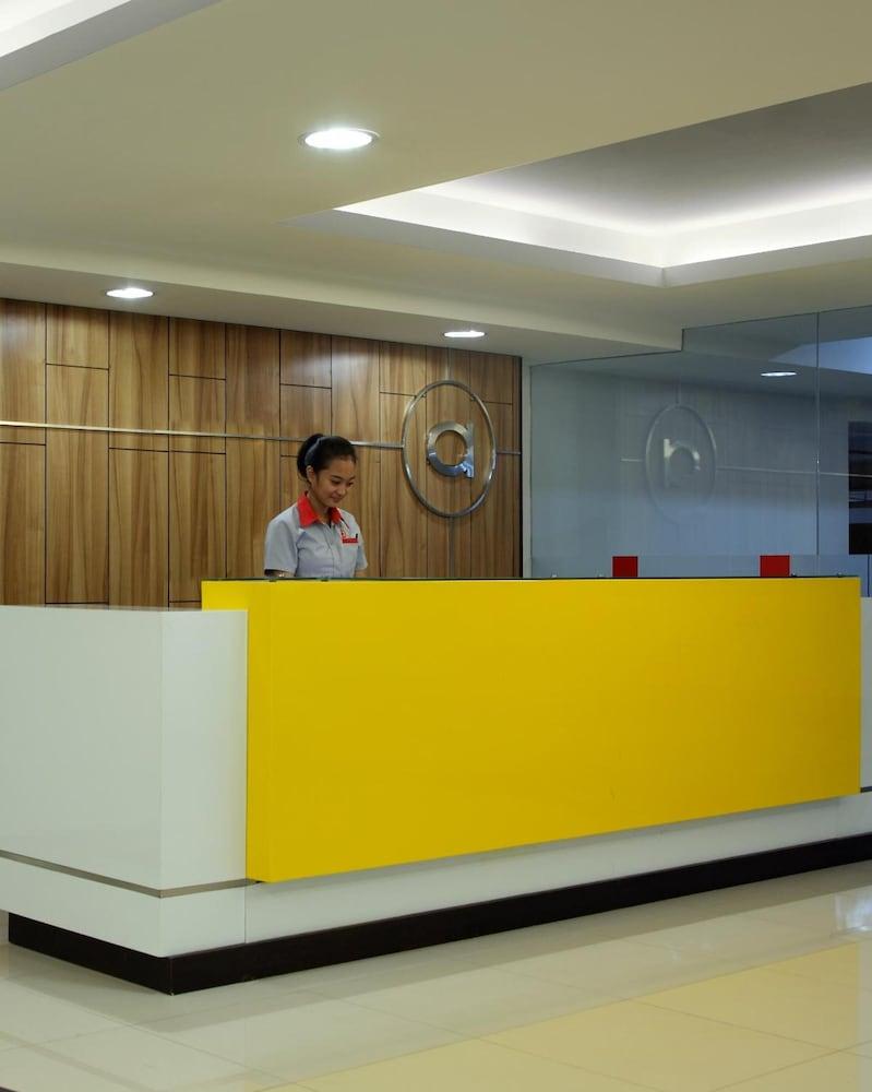 Amaris Thamrin City Hotel 2*
