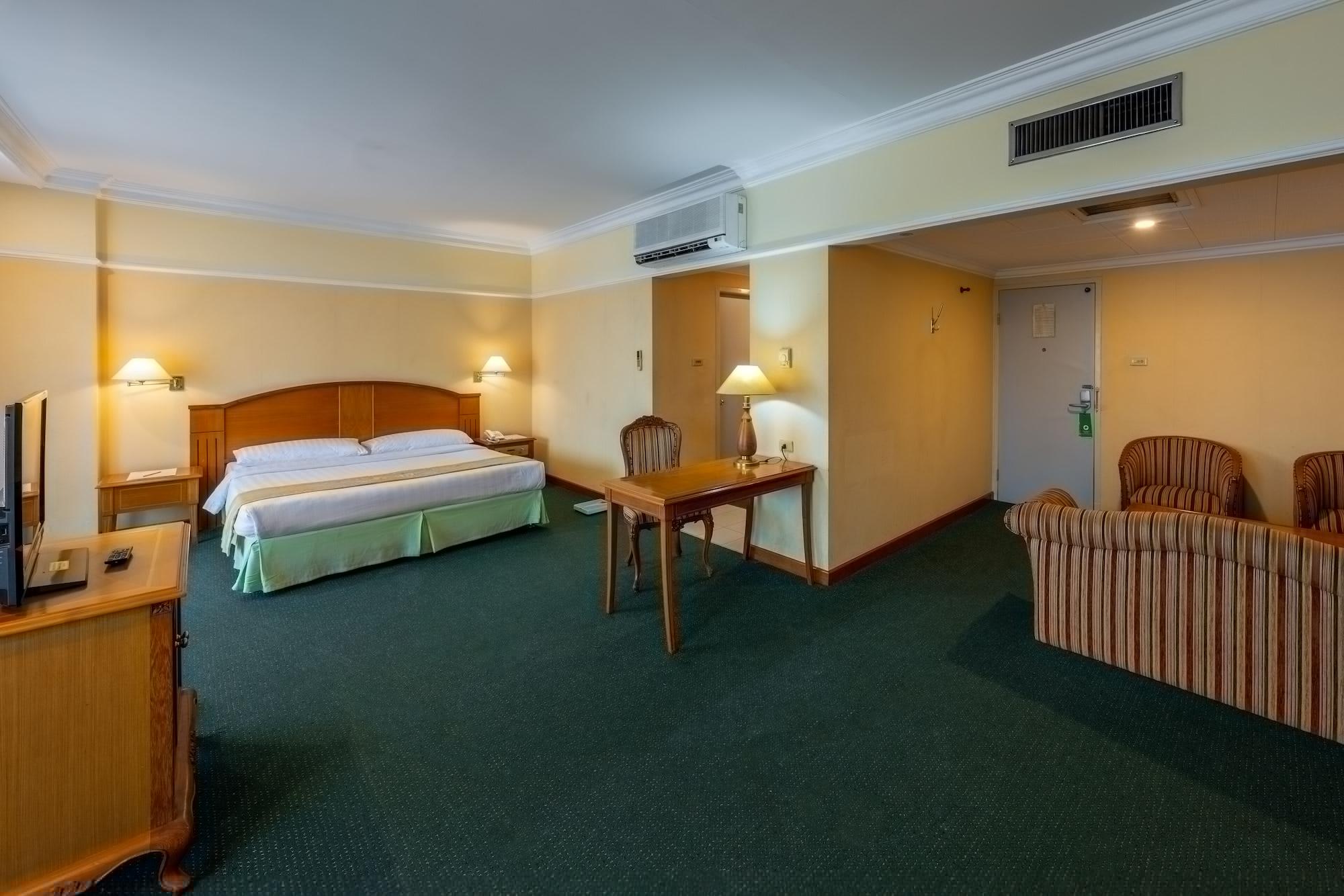 Marcopolo Hotel 3*