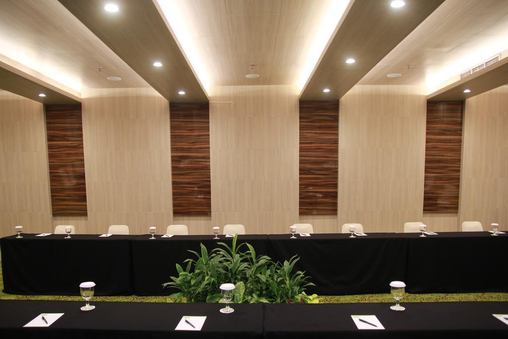 Sparks Life Jakarta, Artotel Curated Hotel