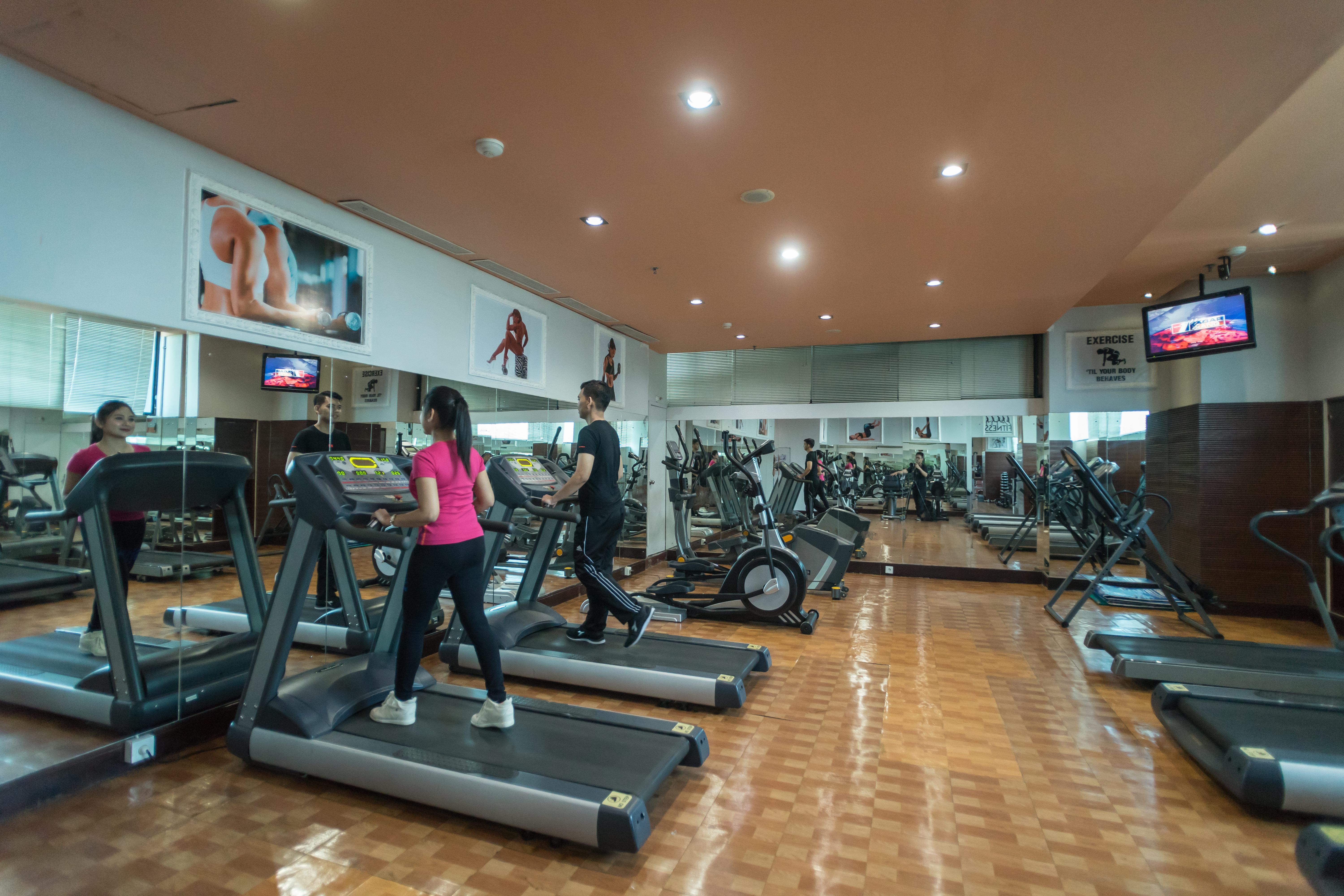 Manhattan Hotel Jakarta 5*
