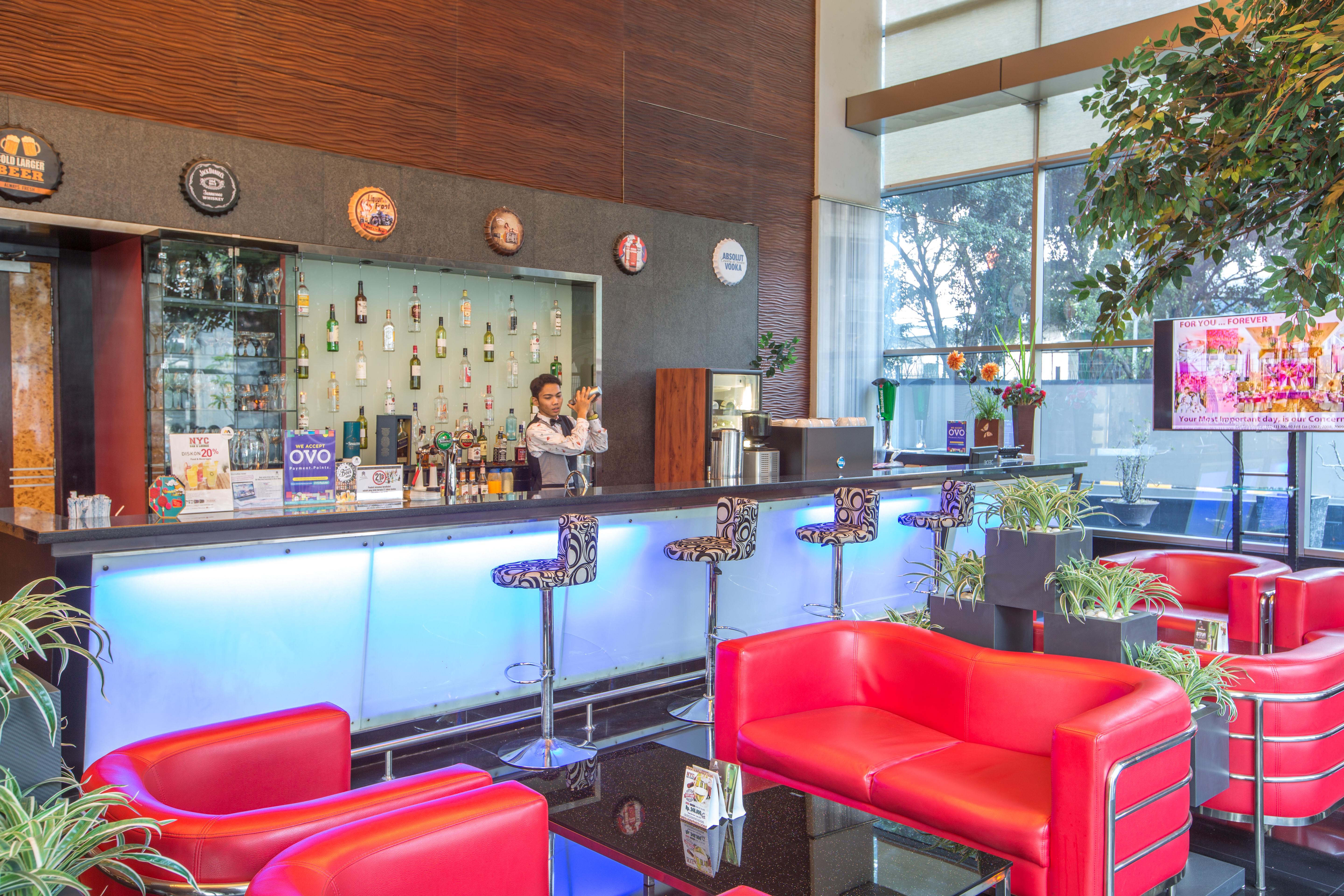 Manhattan Hotel Jakarta Hotel