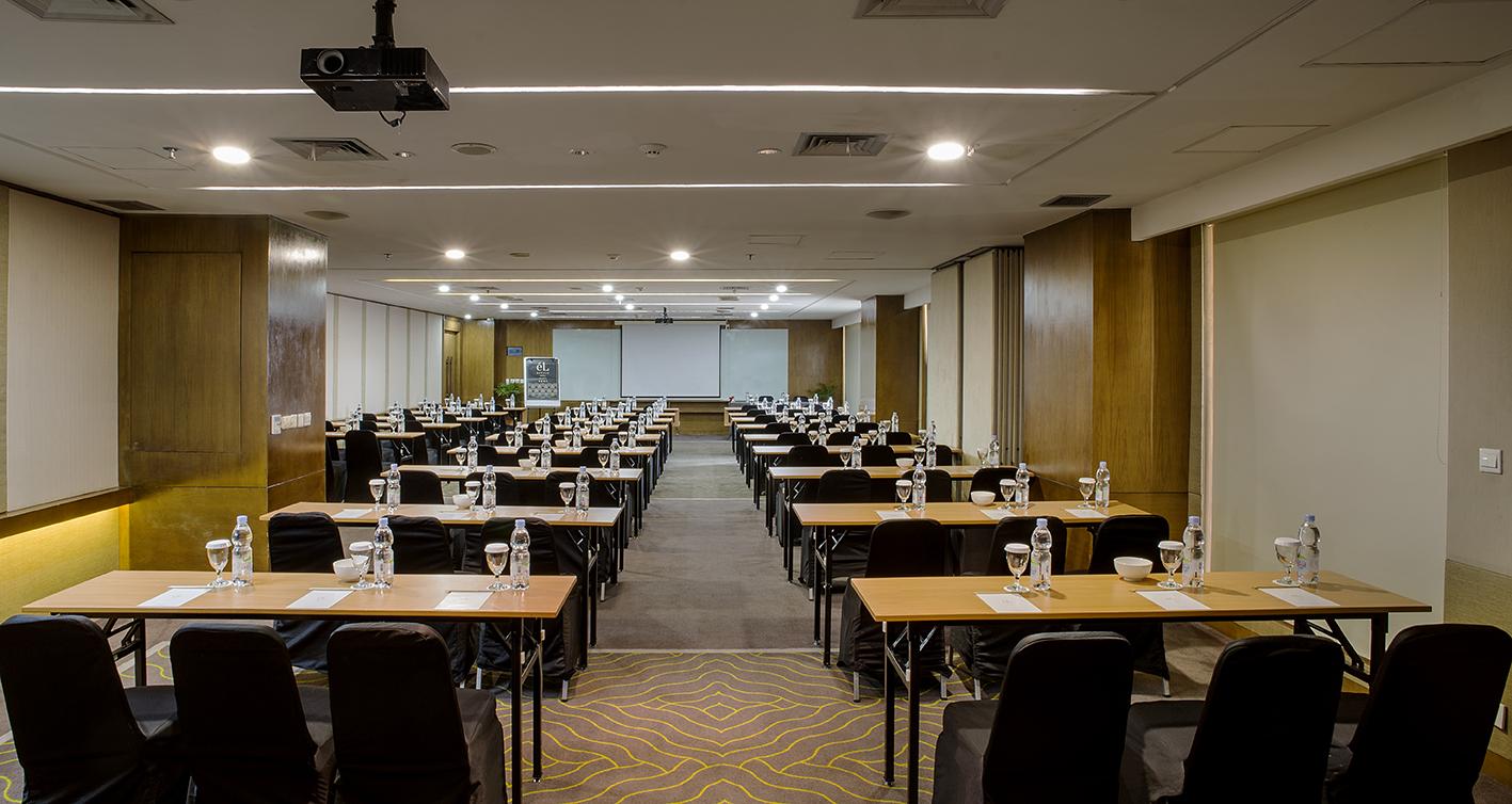 El Hotel 4*