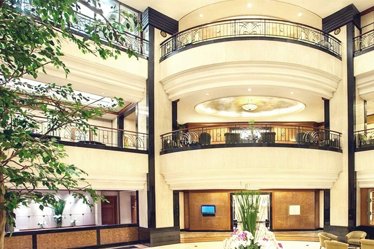 Hotel Menara Peninsula 4*
