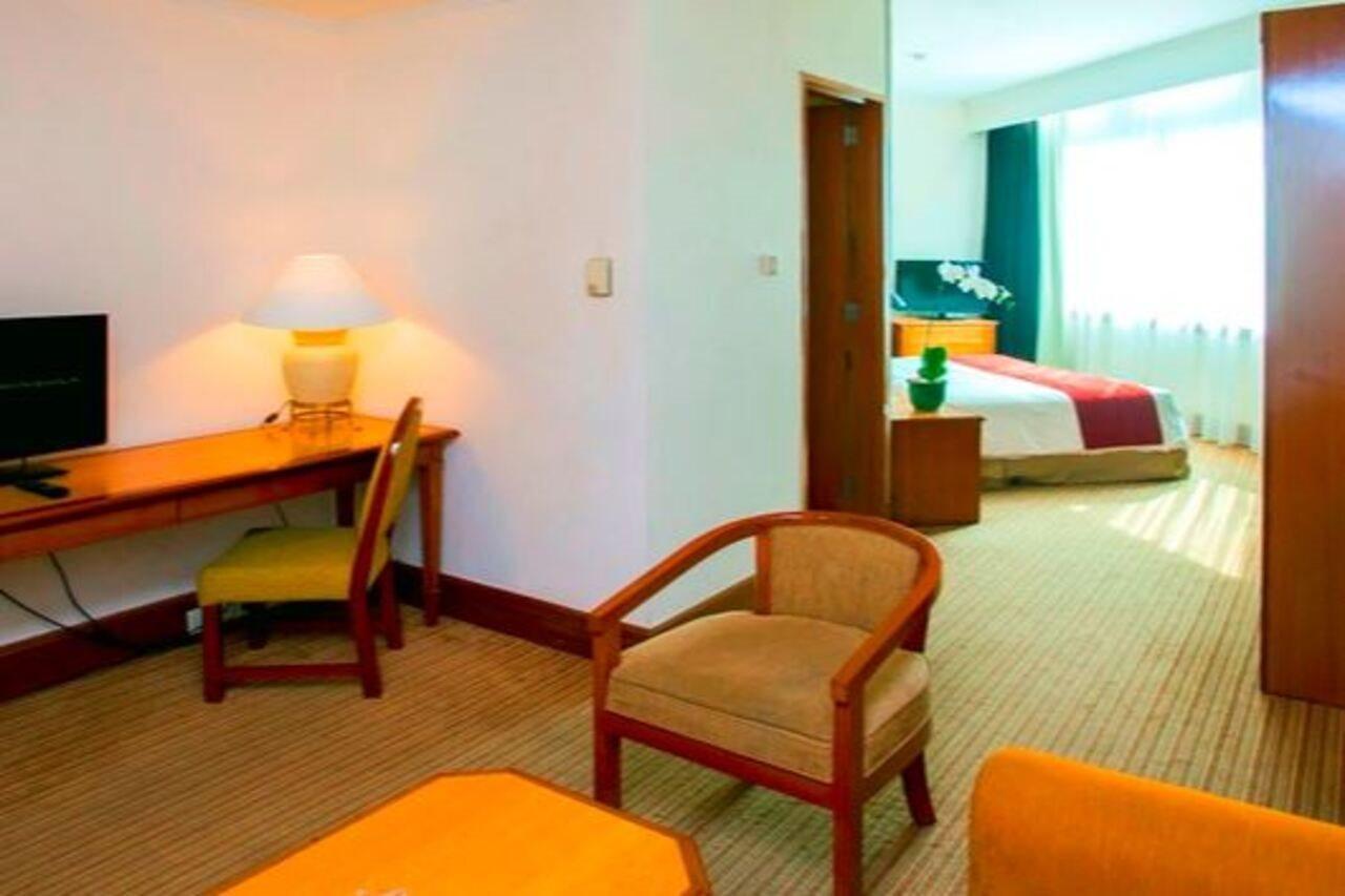 Menara Peninsula Hotel
