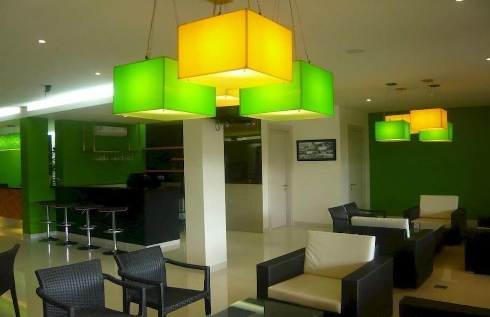 Hotel Dragon Kemayoran 2*