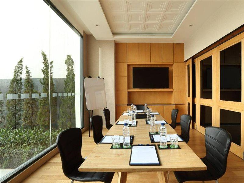 Hotel Ai Thamrin
