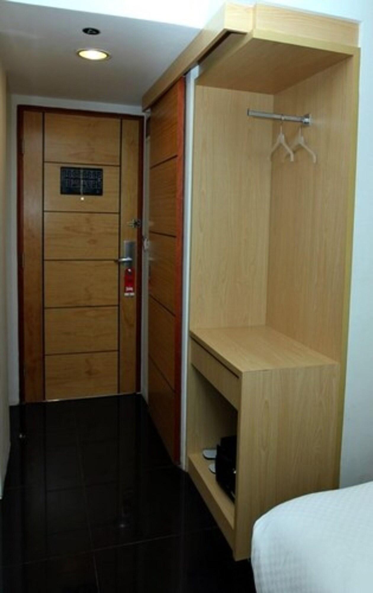 Hotel M