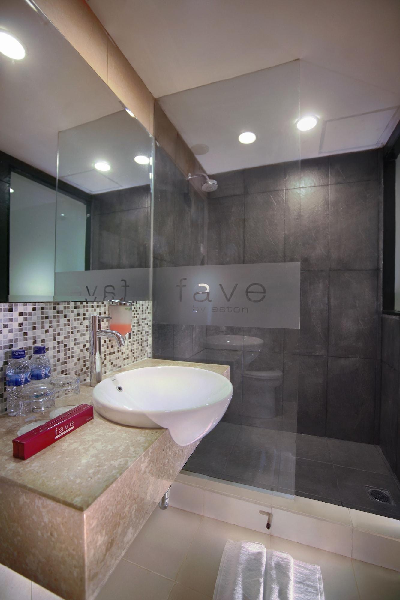 Favehotel Pgc Cililitan Hotel 3*