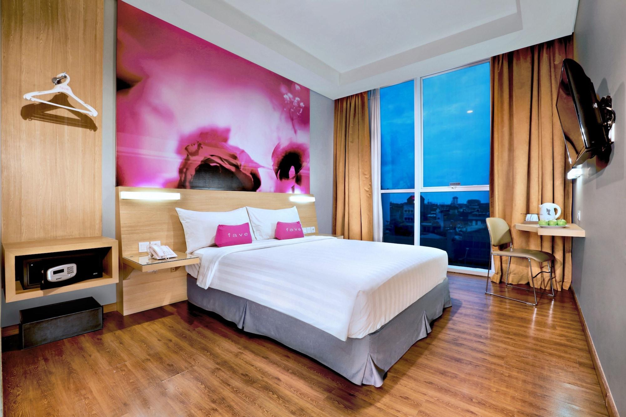 Favehotel Pasar Baru Hotel 2*