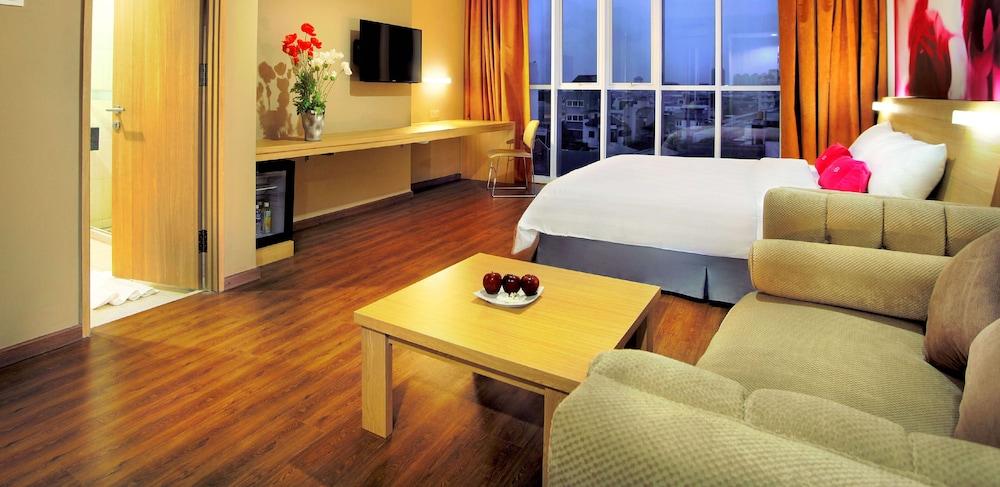 Favehotel Pasar Baru Hotel 2*