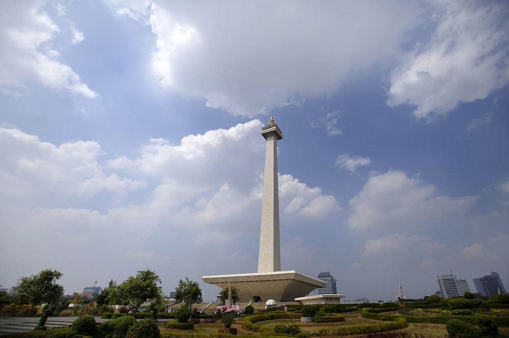 Amaris Juanda 2*