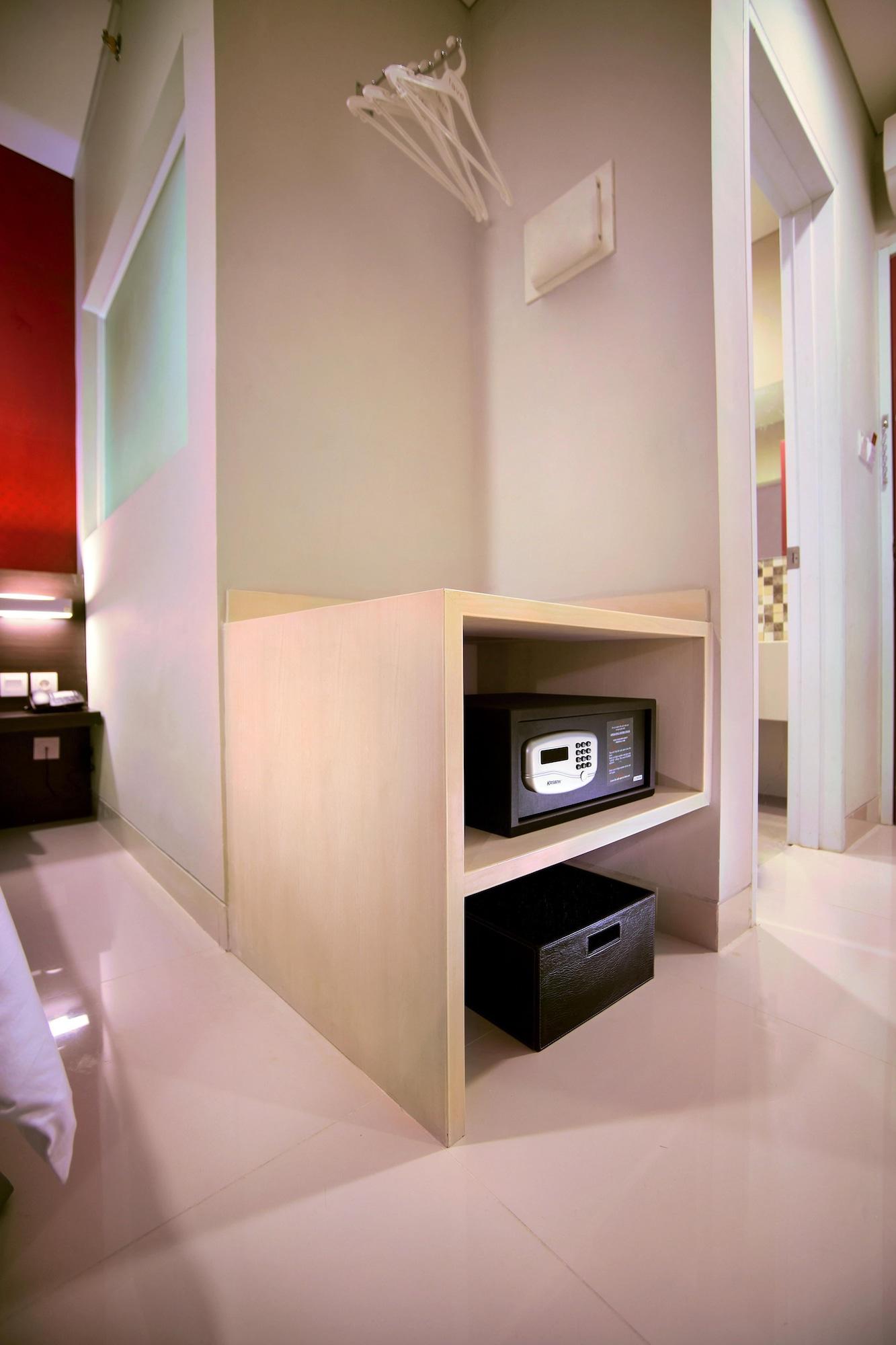 Favehotel Gatot Subroto Hotel 3*