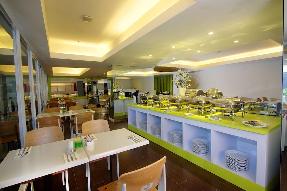 Favehotel Gatot Subroto