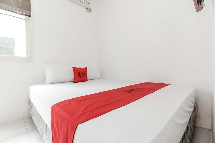 Reddoorz @ Tondano Benhill Jakarta
