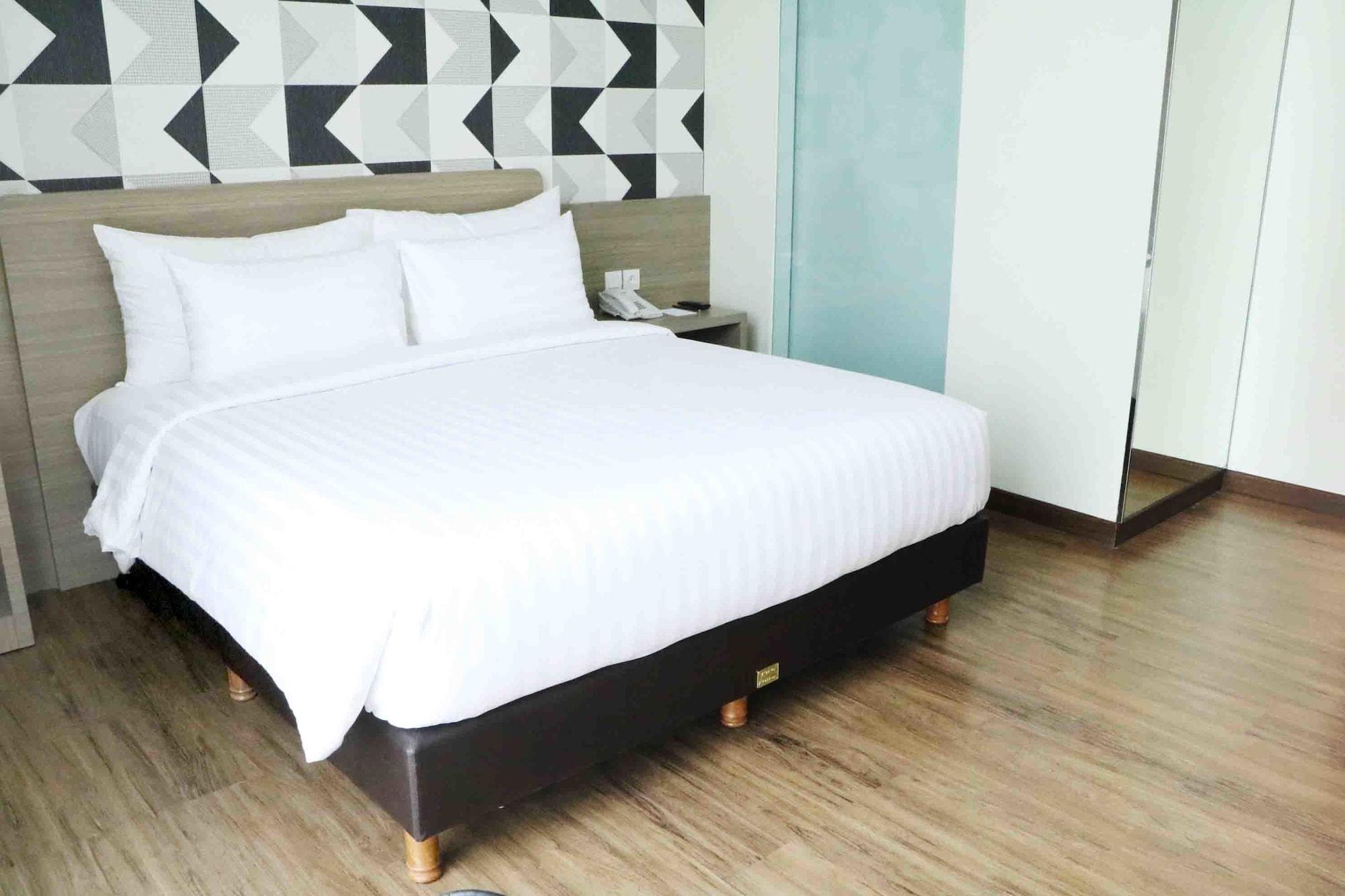 Luminor Pecenongan 3*