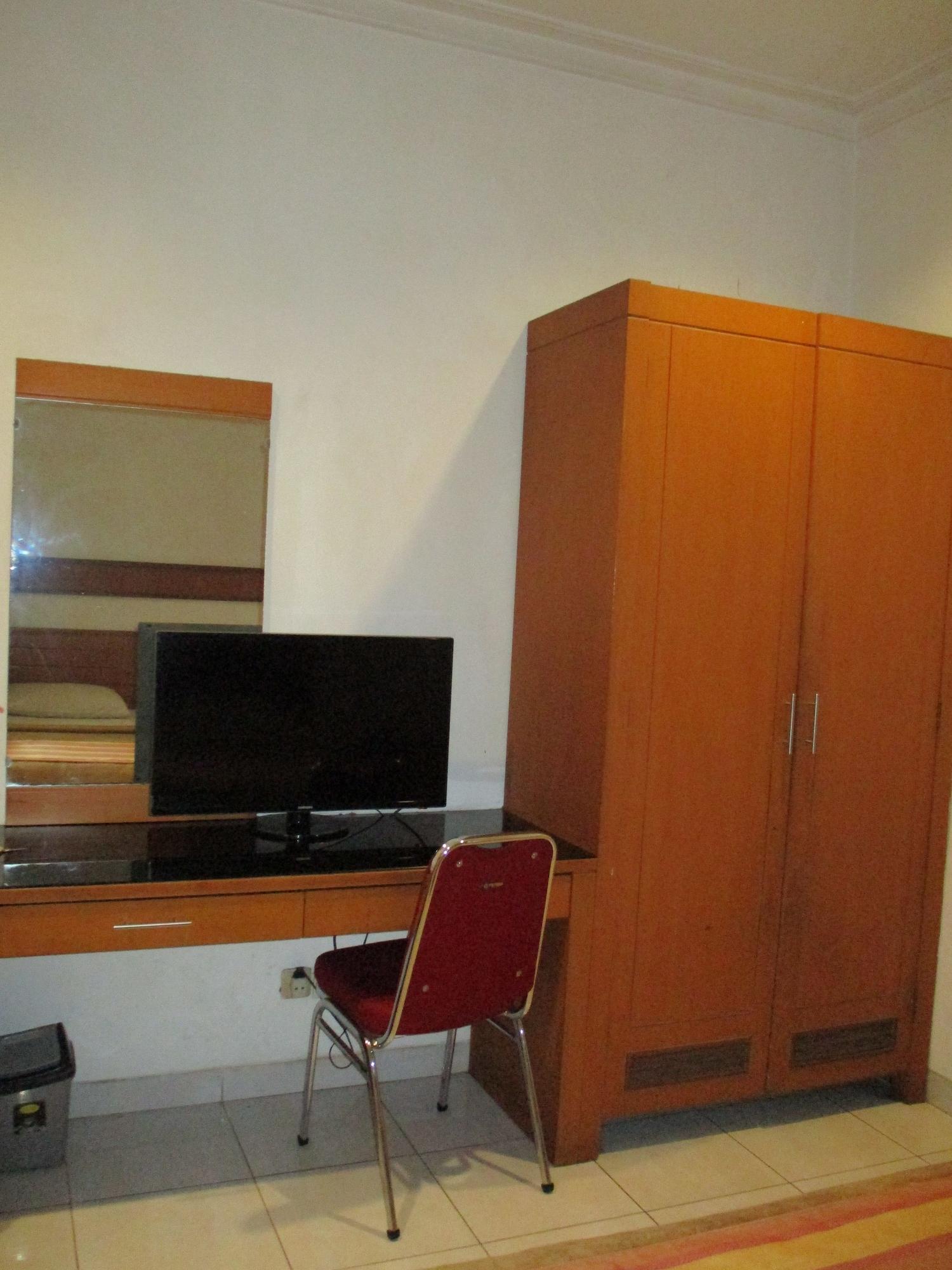 Caravan Tanah Abang Hotel 2*