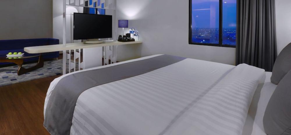 Neo+ Kebayoran Hotel 3*