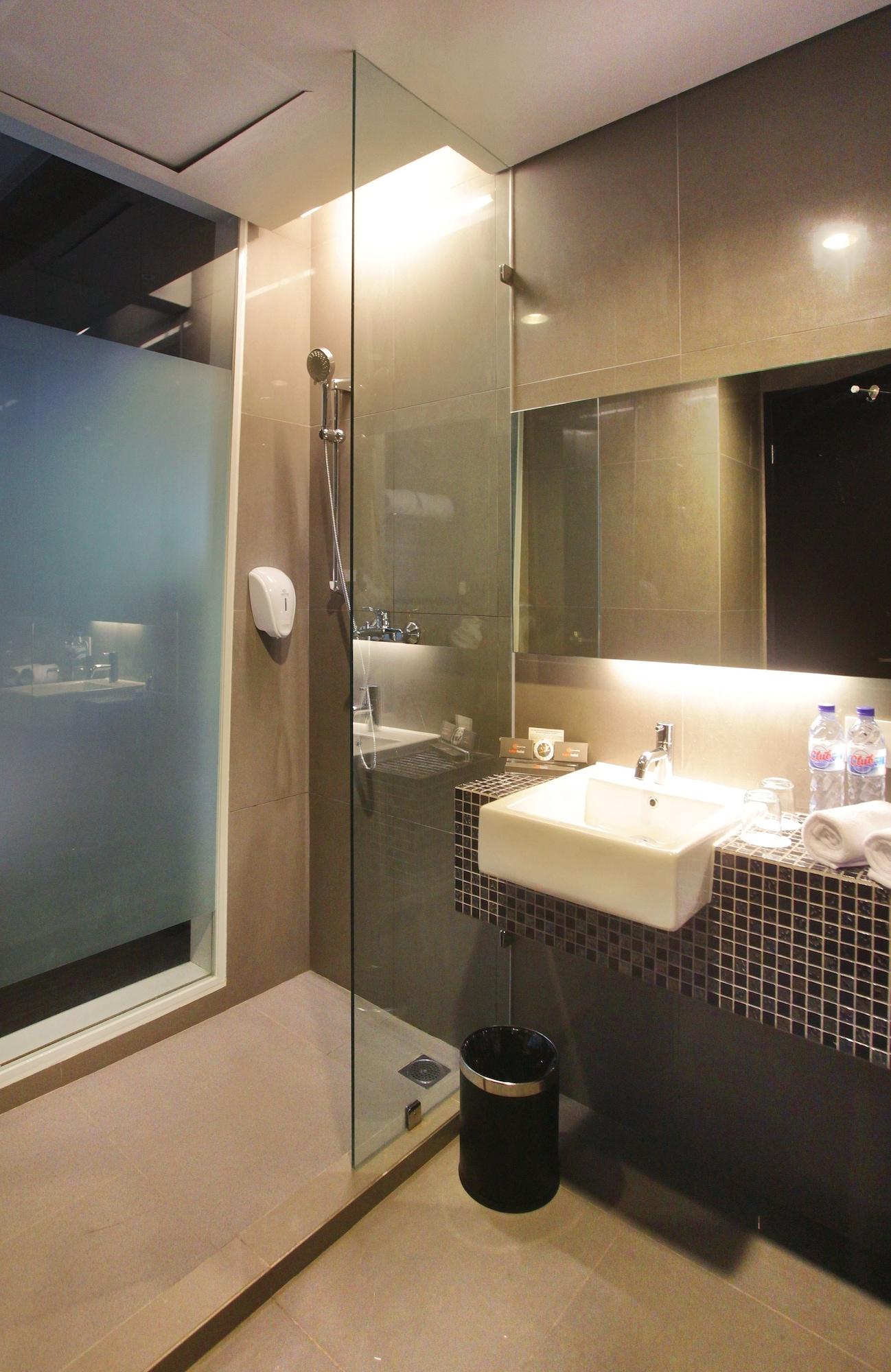 Hotel Cabin Hotel 3*