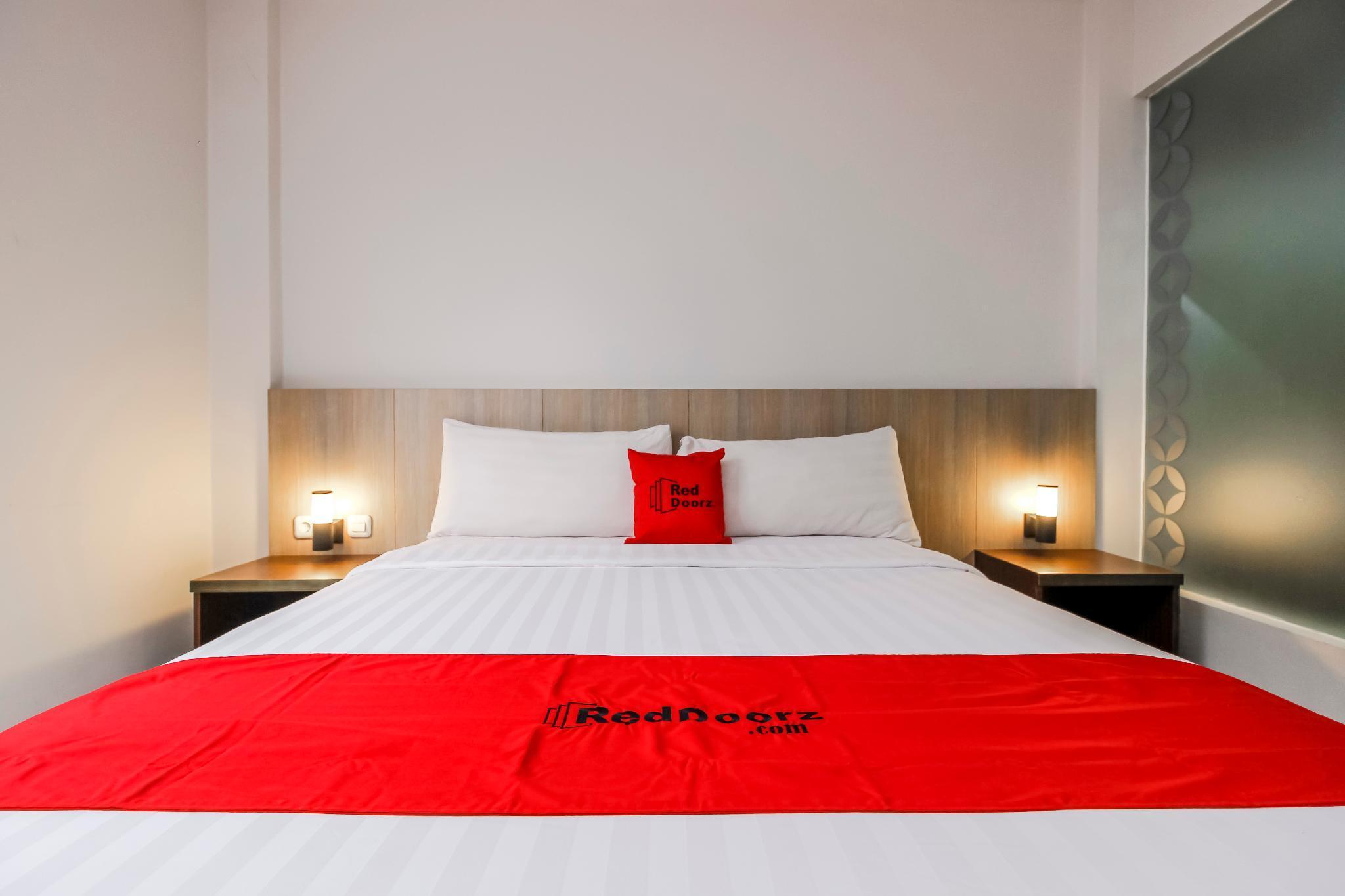 Reddoorz @ Tb Simatupang Nhà khách