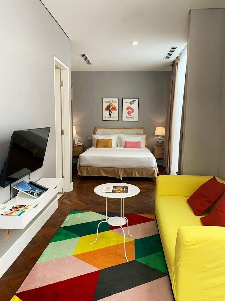 Hotel White Tree 3*